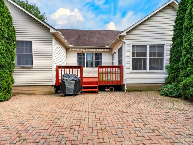 1369 Traci Lynn Court, Canal Winchester, OH 43110 Photo 8