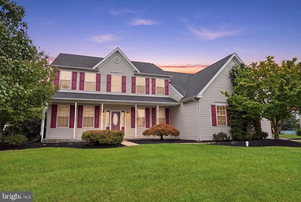 1010 ANDREWS LANE, PENNSBURG, PA 18073
