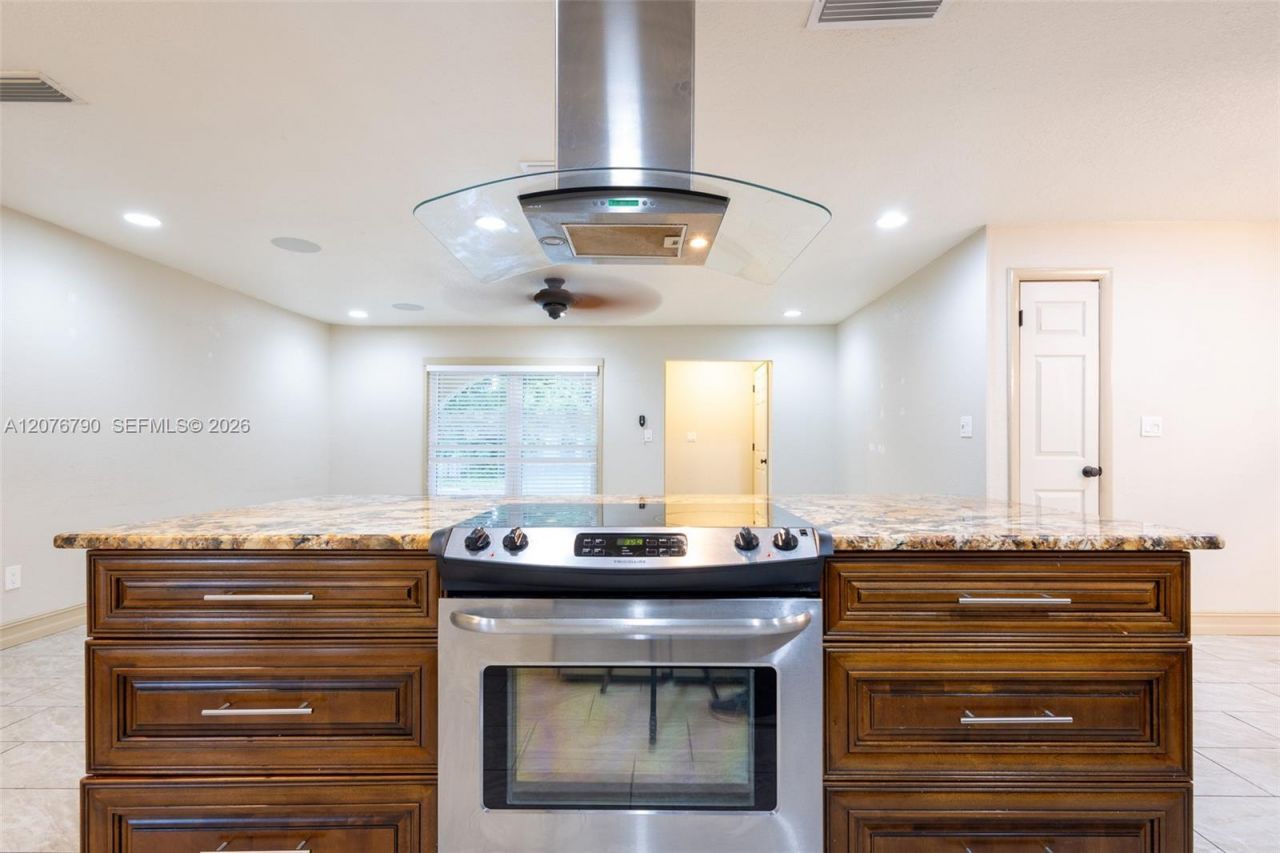 603 Wood Rd, Seffner, FL 33584 Photo