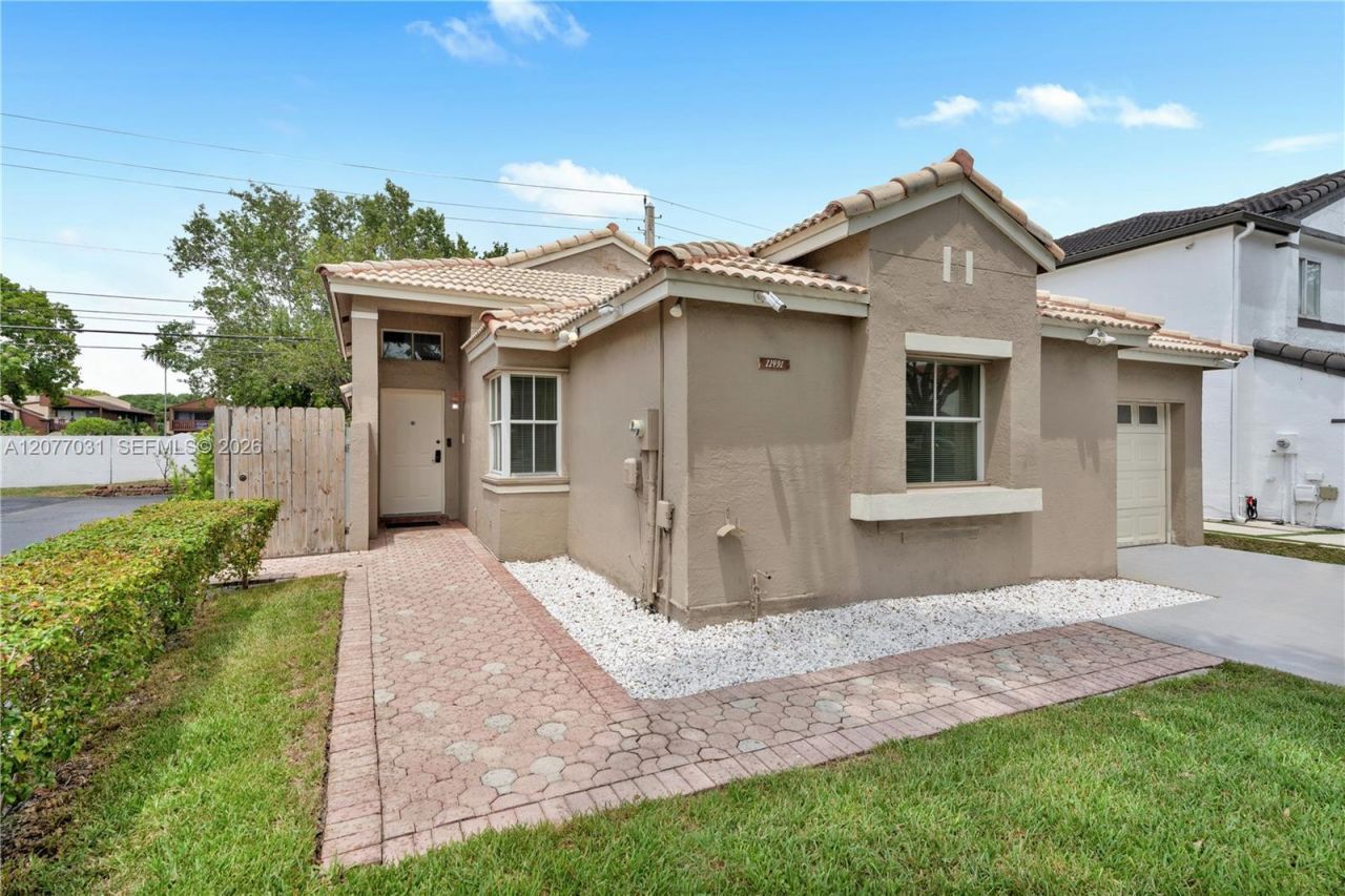 11491 SW 72nd Ter, Miami, FL 33173 Photo