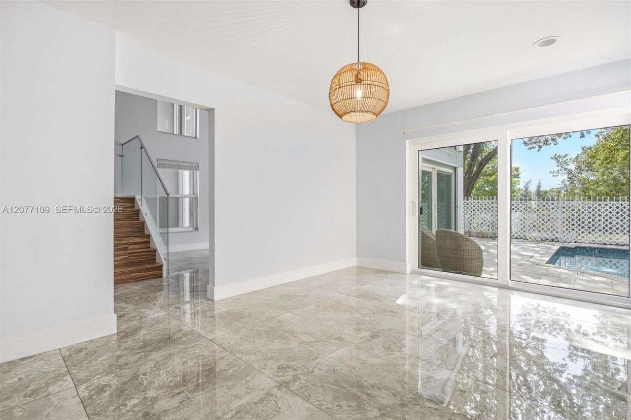 1880 Sweetbay Way, Hollywood, FL 33019 Photo