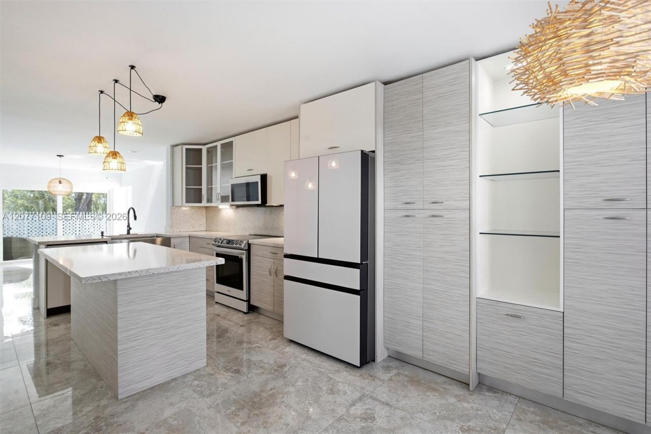 1880 Sweetbay Way, Hollywood, FL 33019 Photo