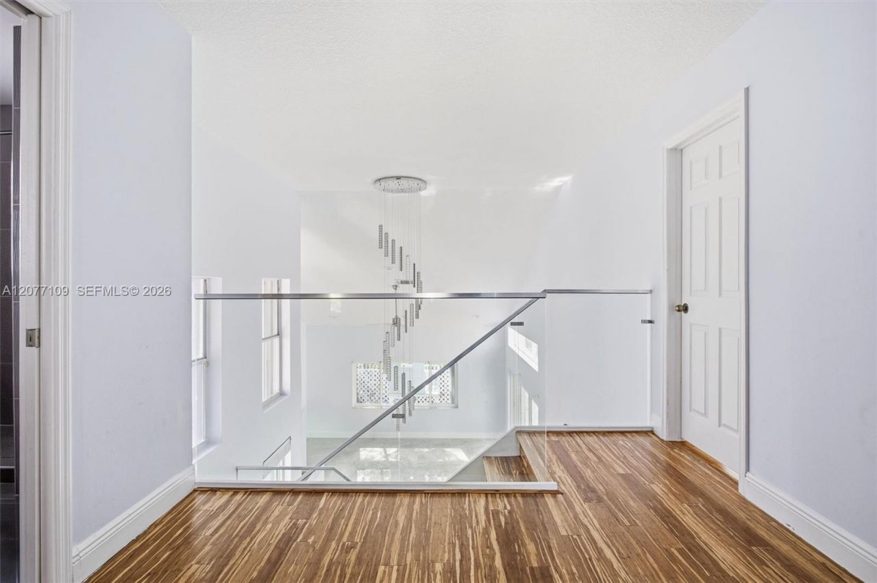 1880 Sweetbay Way, Hollywood, FL 33019 Photo