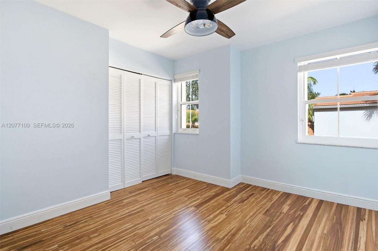 1880 Sweetbay Way, Hollywood, FL 33019 Photo