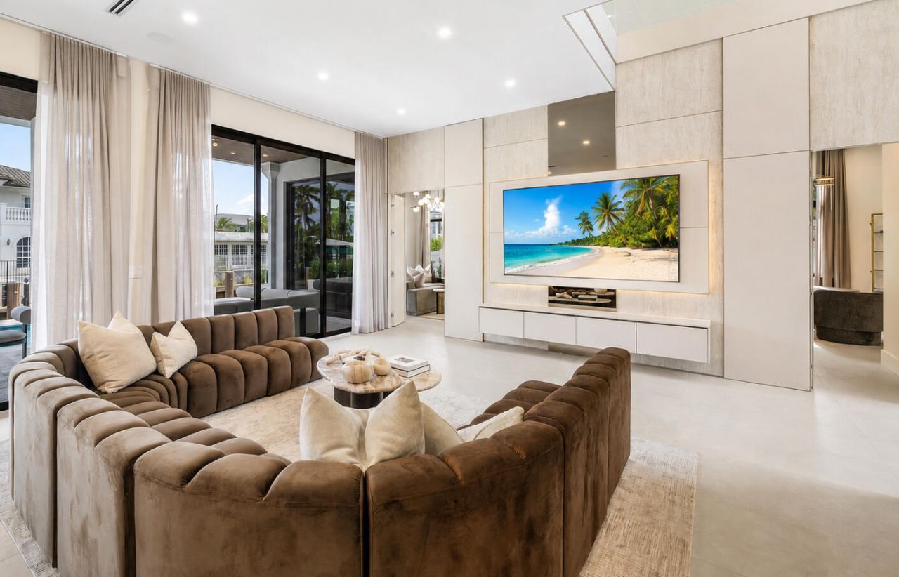 748 NE 72nd Street, Boca Raton, FL 33487 Photo