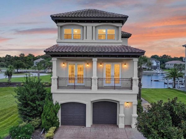 303 YACHT HARBOR DRIVE , PALM COAST, FL 32137