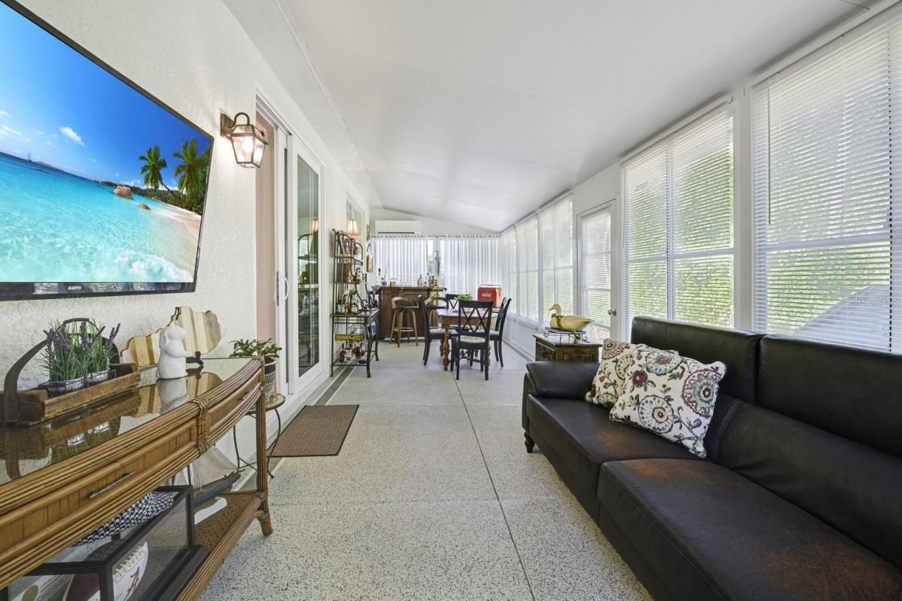 1024 Saint Ives Court , Mount Dora, FL 32757 Photo