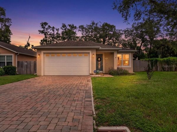 559 E MAGNOLIA AVENUE , LONGWOOD, FL 32750