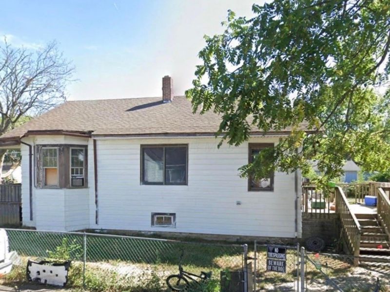 17 Miron Street, Bloomingburg, OH 43106 Photo 2