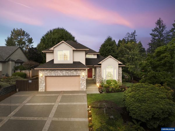 1827 Mousebird Av NW, Salem, OR 97304