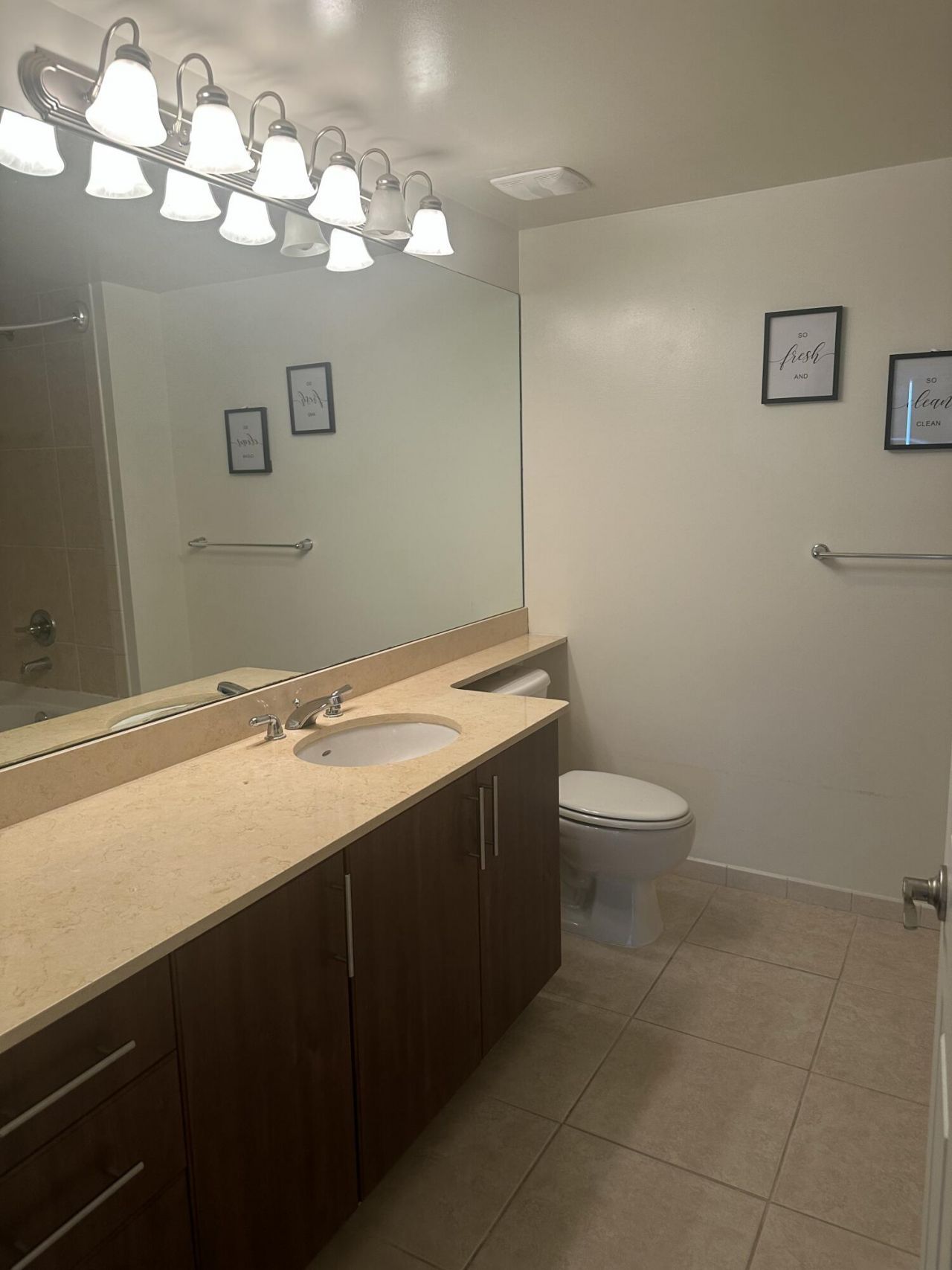 2401 NE 65th Street, Fort Lauderdale, FL 33308 Photo