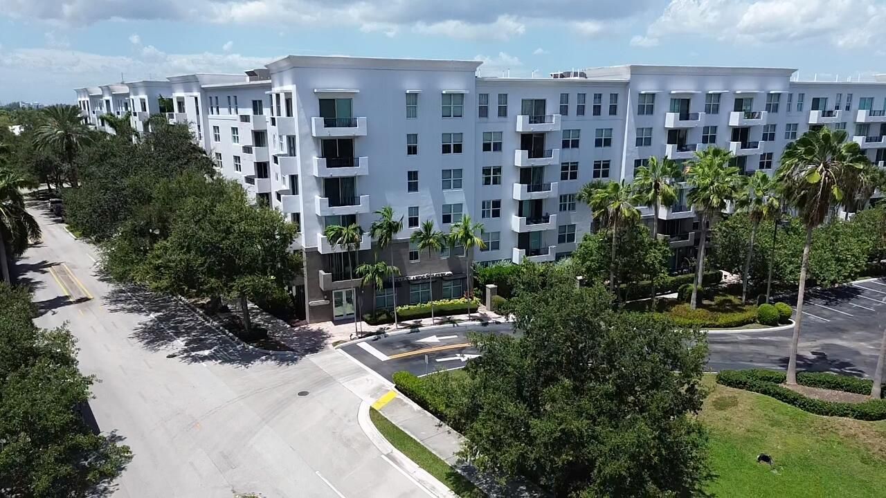 2401 NE 65th Street, Fort Lauderdale, FL 33308 Photo