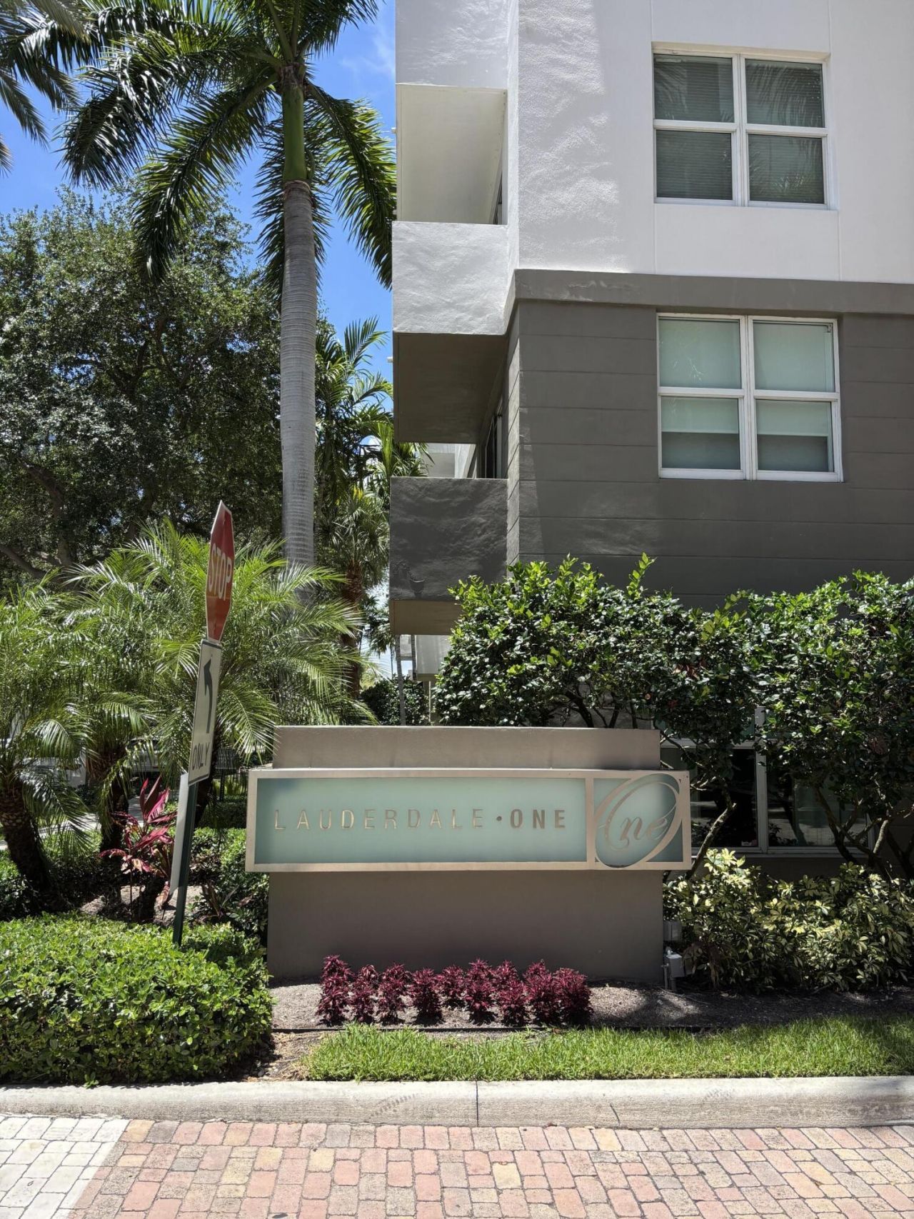 2401 NE 65th Street, Fort Lauderdale, FL 33308 Photo