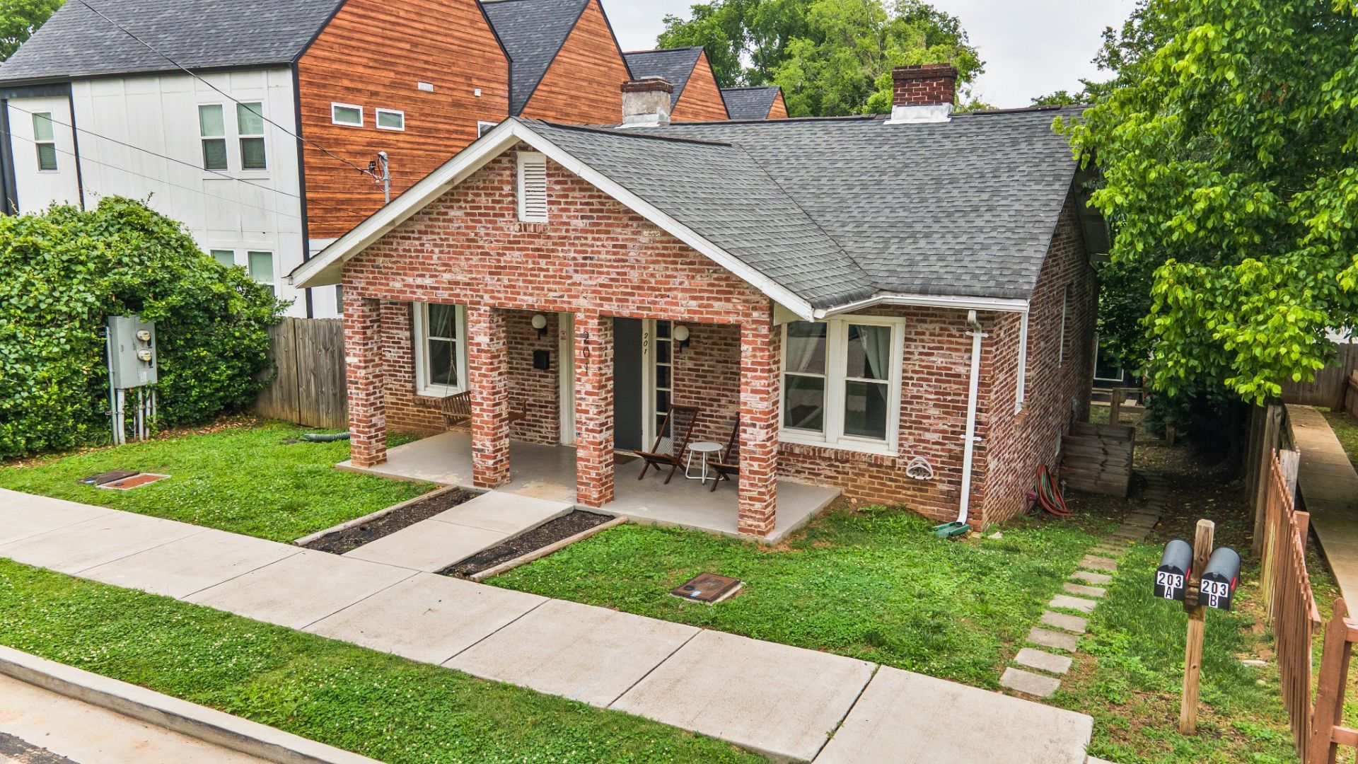 203 N 9th St, Nashville, TN 37206 Main Photo