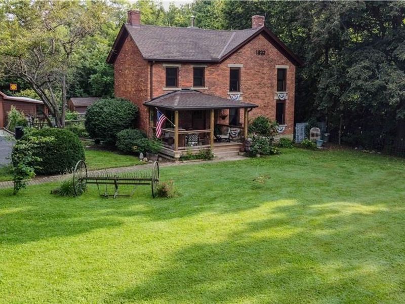 967 Brimstone Road, Chester Township, OH 45177 Photo 2