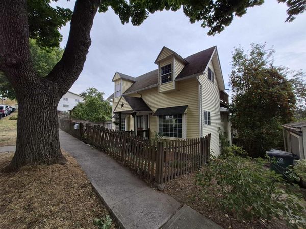 228 N Lilly, Moscow, ID 83843