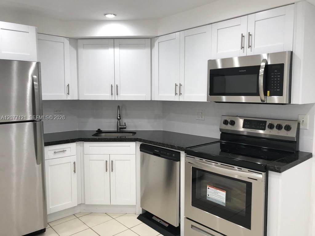 1408 Brickell Bay Dr, Unit 703, Miami, FL 33131 Photo