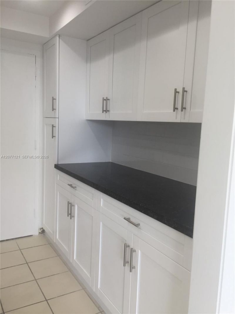 1408 Brickell Bay Dr, Unit 703, Miami, FL 33131 Photo