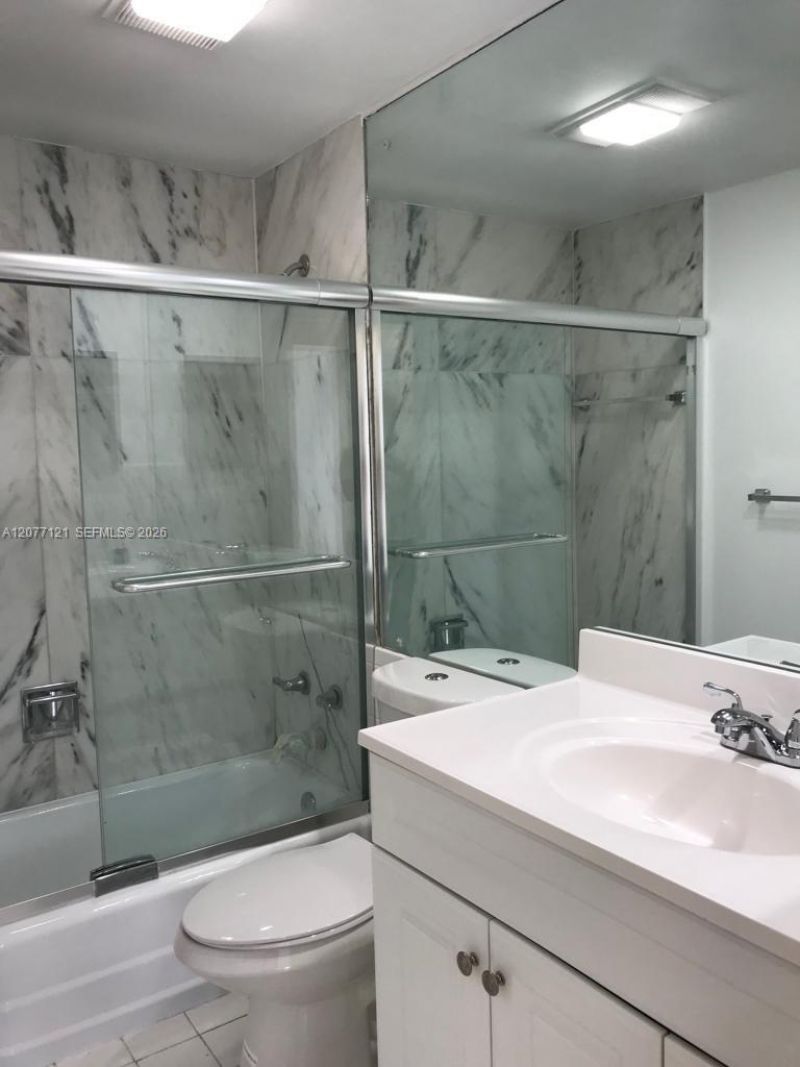 1408 Brickell Bay Dr, Unit 703, Miami, FL 33131 Photo