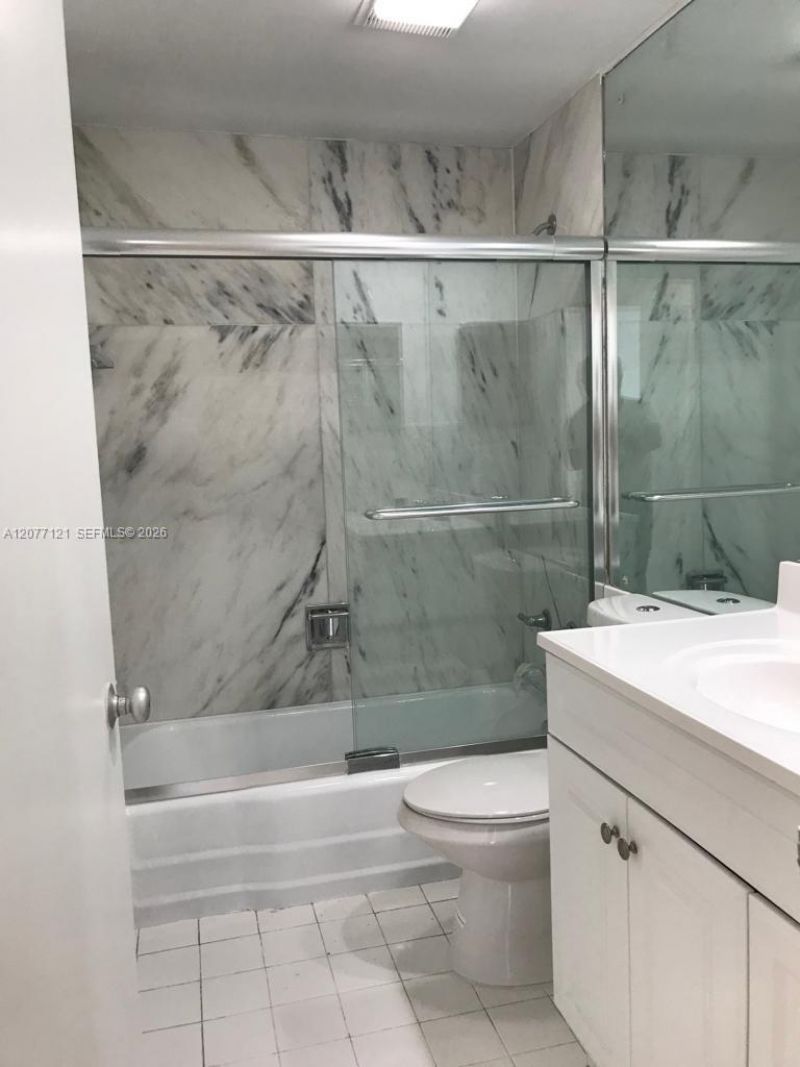 1408 Brickell Bay Dr, Unit 703, Miami, FL 33131 Photo