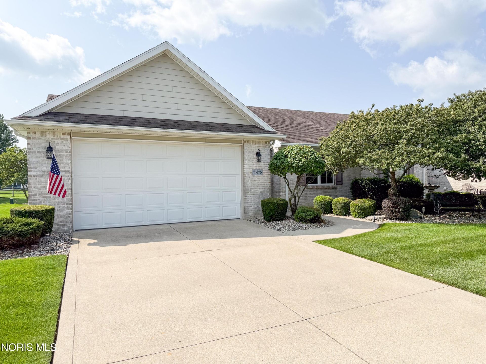 4878 Applewood Lane, Northwood, OH 43619 Main Photo