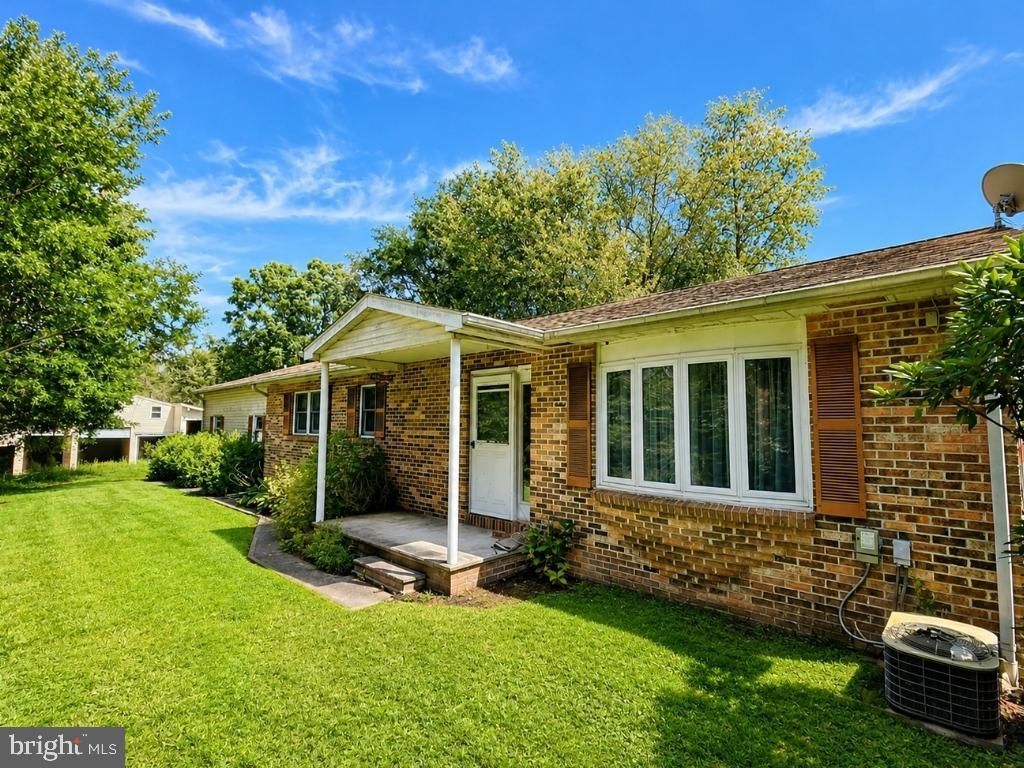 5 PEACH ROAD , LIVERPOOL, PA 17045