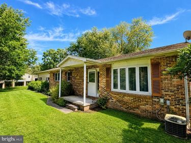 5 PEACH ROAD, LIVERPOOL, PA 17045