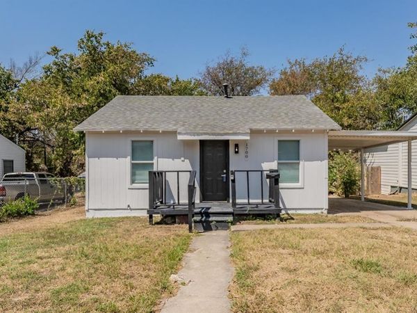 1700 Andrew Avenue, Fort Worth, TX 76105
