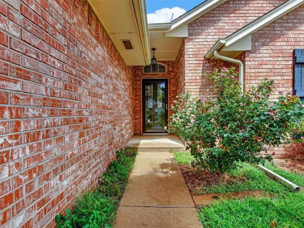 1721 Fawn Valley Lane, Edmond, OK 73003