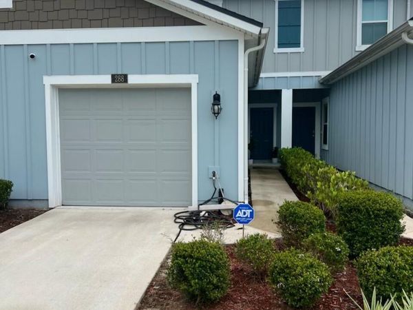 288 ARALIA Lane, Jacksonville, FL 32216