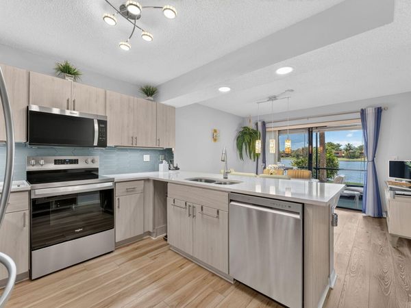 1648 CORAL Avenue, North Lauderdale, FL 33068