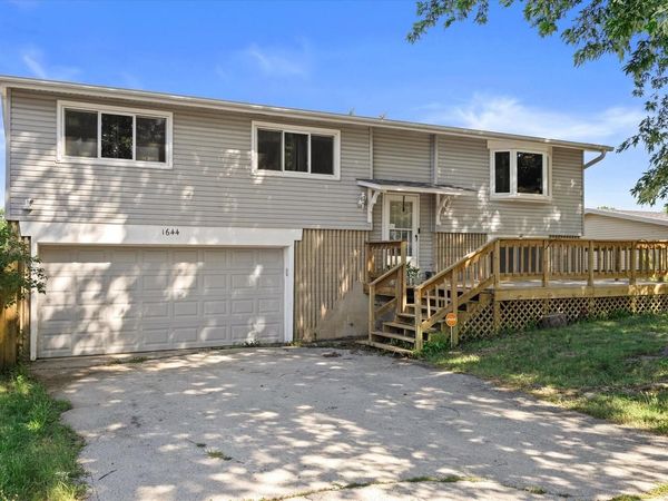 1644 Warwick WAY, Mount Pleasant, WI 53406
