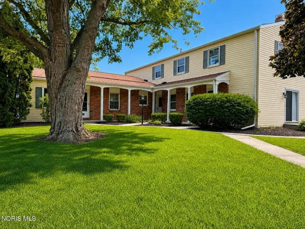 160 Quail Road, Perrysburg, OH 43551