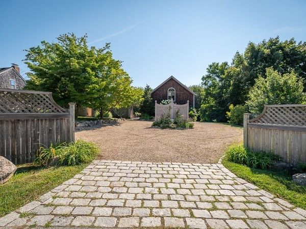 7 John Wise Ave, Unit 2, Essex, MA 01929