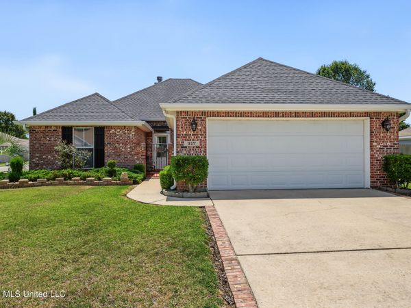 317 Twin Lakes Boulevard, Long Beach, MS 39560