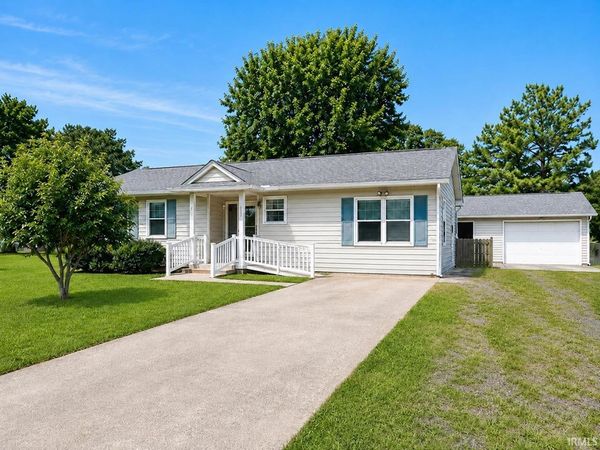 1300 N Byrd Street, Mount Vernon, IN 47620