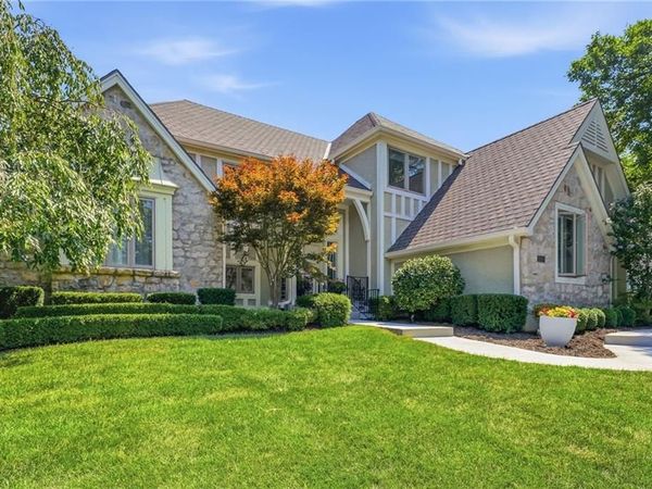 12401 Granada Road, Leawood, KS 66209