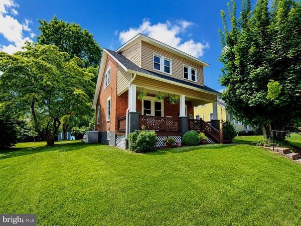 404 W CALLOWHILL STREET , PERKASIE, PA 18944