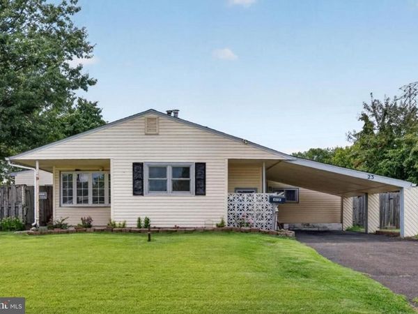 23 DISK LANE, LEVITTOWN, PA 19055