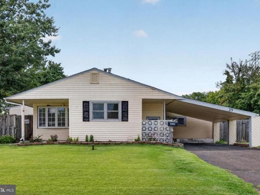 23 Disk Lane, Levittown, PA 19055 Main Photo