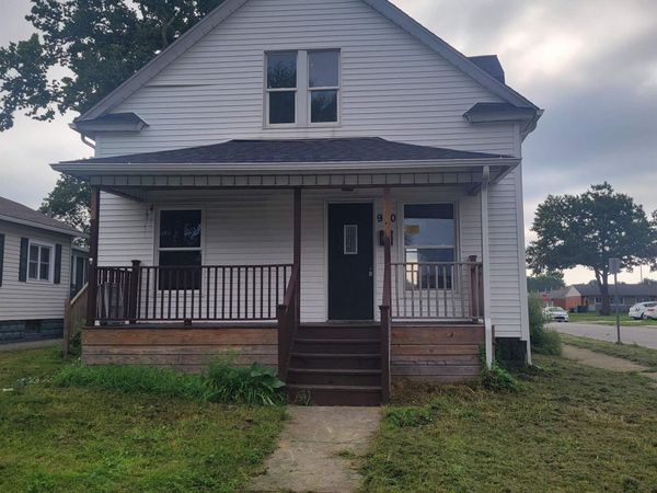 930 Dodge Avenue, Mishawaka, IN 46544