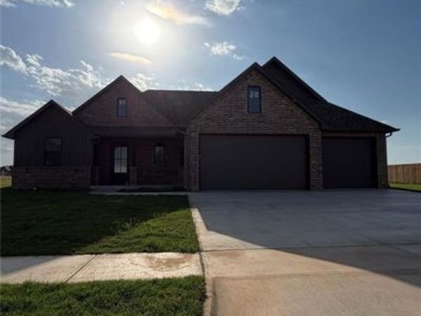 1121 Jaden Boulevard, Tuttle, OK 73089