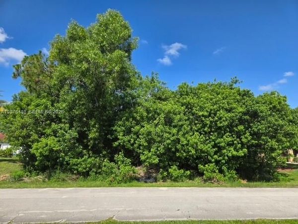 166 SW Milburn Cir , Port St. Lucie, FL 34953