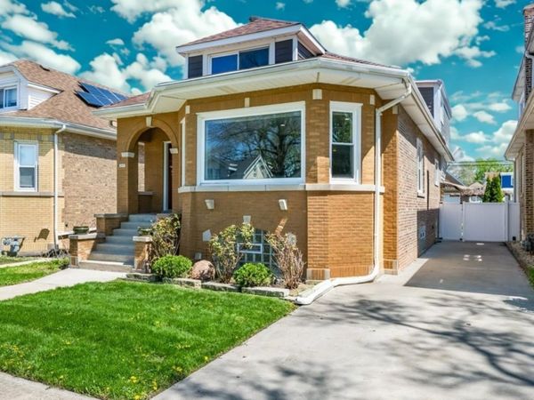 2937 N 74th Court , Elmwood Park, IL 60707