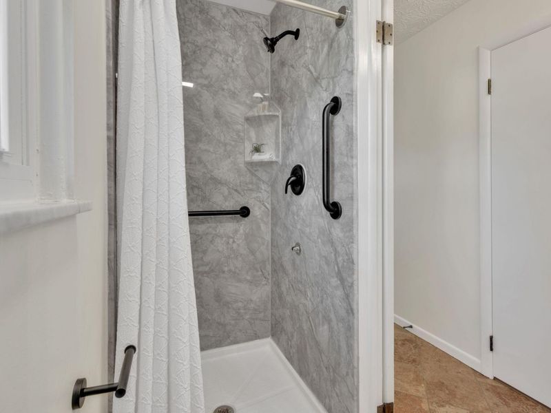 5703 Magna Carta Circle, Galloway, OH 43119 Photo 19