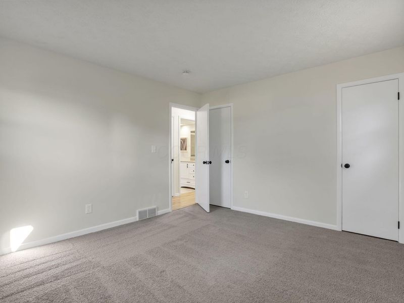 5703 Magna Carta Circle, Galloway, OH 43119 Photo 22