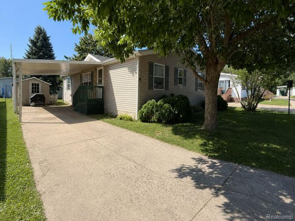 409 Colorado River Drive , Adrian, Mi 49221
