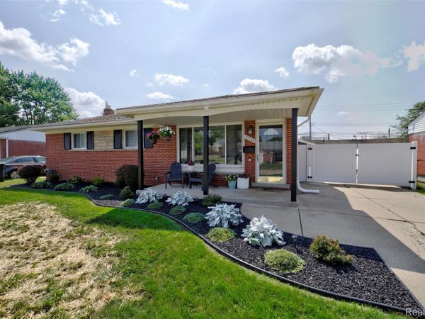 31139 Roycroft Street, Livonia, Mi 48154