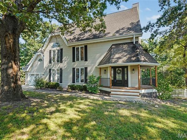 3 Oak Bluff Drive, Lake St Louis, MO 63367