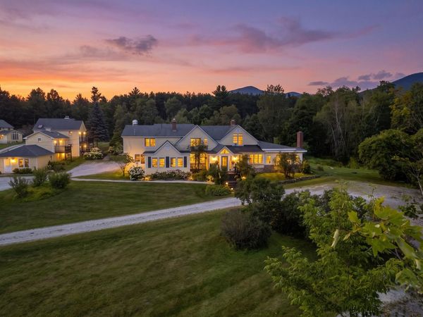 54 Red Clover Lane, Mendon, VT 05701